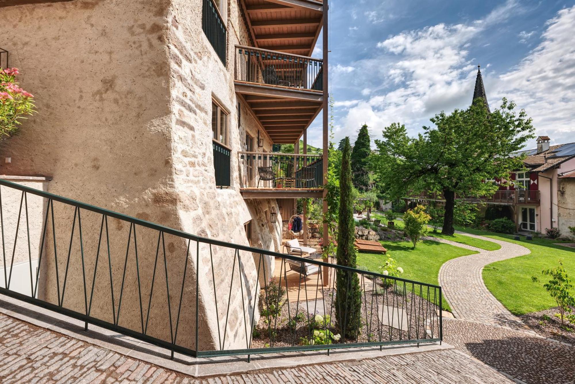 Langenmantel Historic Suites Термено Екстер'єр фото